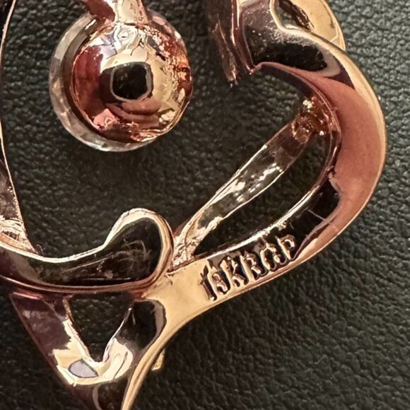 Rose Gold 18k GP Gold Plated CZ Heart Pendant - Picture 4 of 5